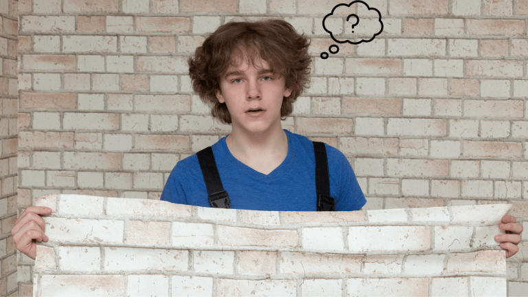 Tapeten auf schwierigen Untergründen