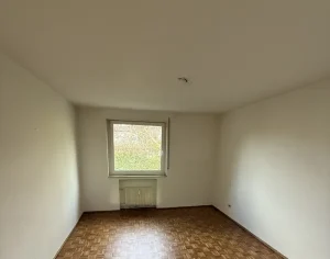 Zimmer nach der Renovierung